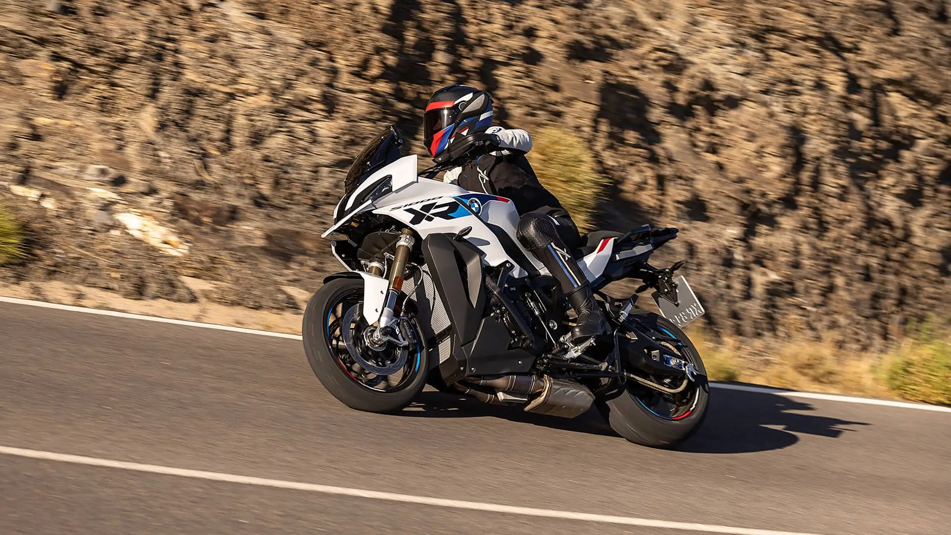 2025 BMW S 1000 XR